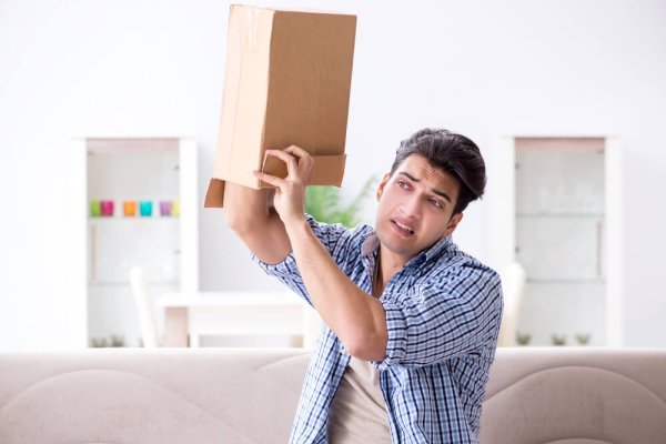 Man receiving empty parcel with stolen goods